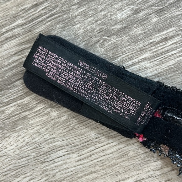 Victoria’s Secret Dream Angels Black Lace Dainty Floral Print Push-Up Bra / 34B - Picture 6 of 7